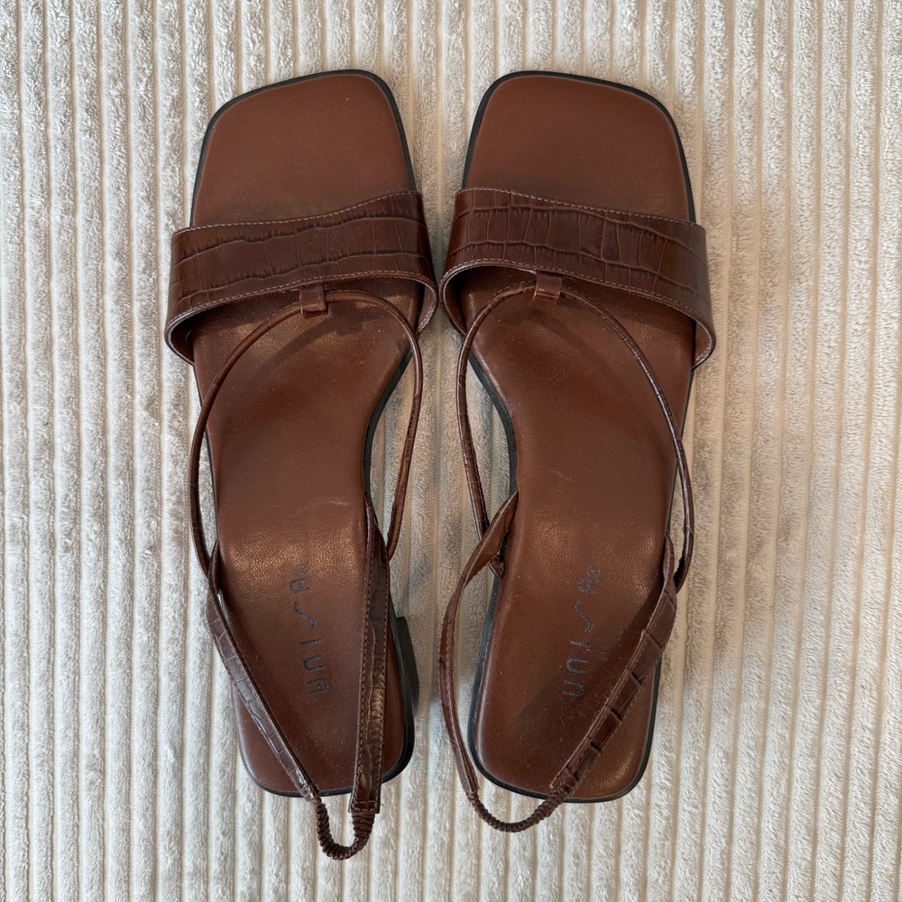 Brown Slingback Leather Sandals with Croc Strap